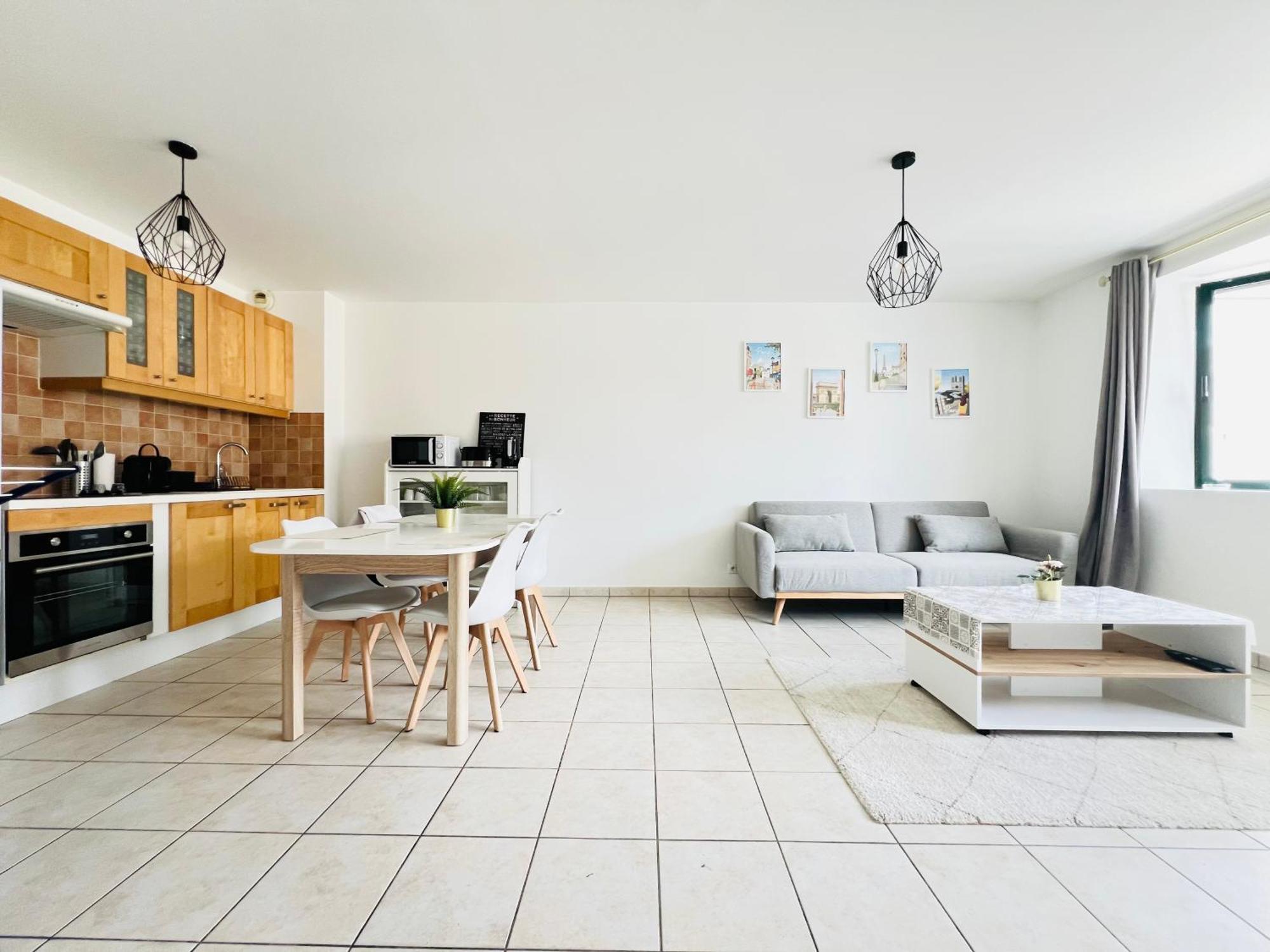 Appartement Coquelicot 25Km Paris Et Disney Pontault-Combault Exterior photo